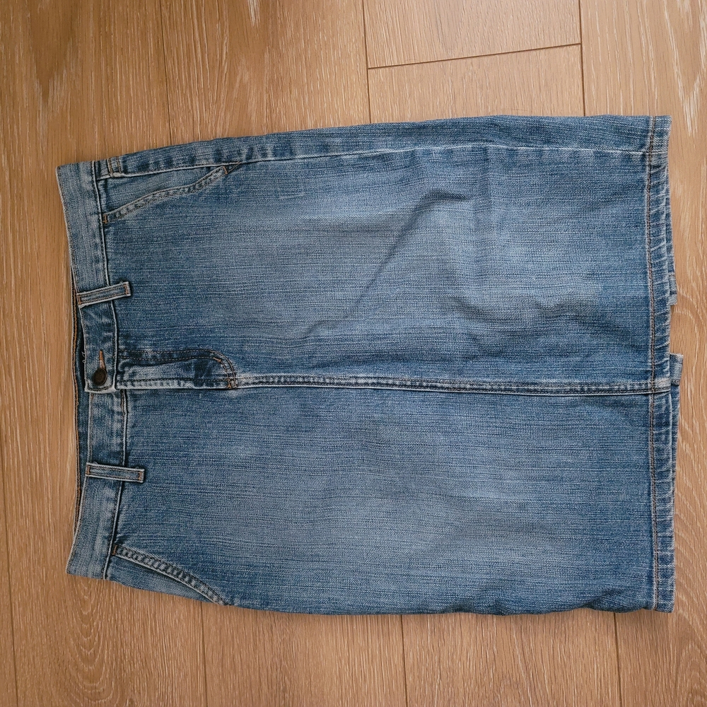 Earl Jean Denim Skirt
